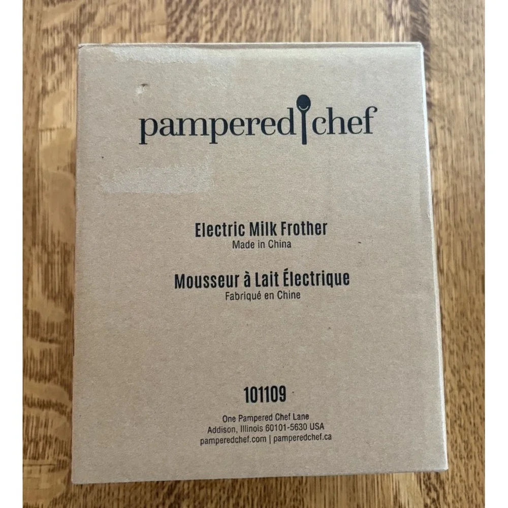 Pampered Chef Electric Milk Frother #101109 - NEW Open Box